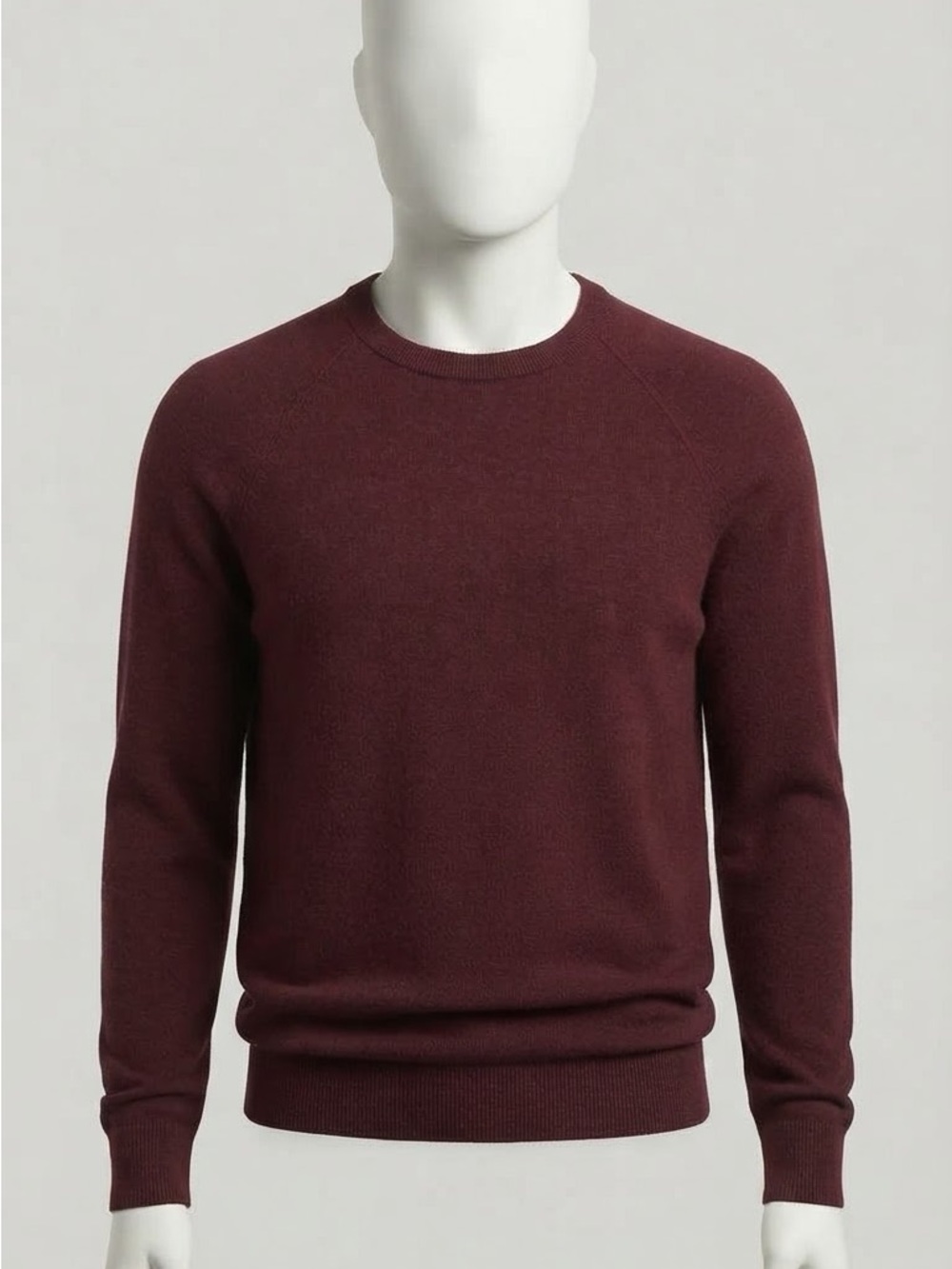 100% Merino Wool Banana Republic Men’s Crewneck Sweater in Deep Burgundy